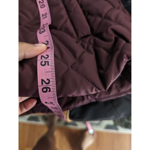 Columbia Women's Puffer Jacket in Plum - Picture 9 of 9